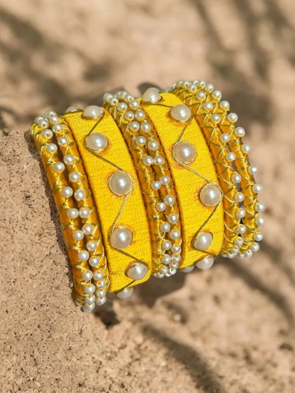 Set of 8 Golden Pearl Bangles