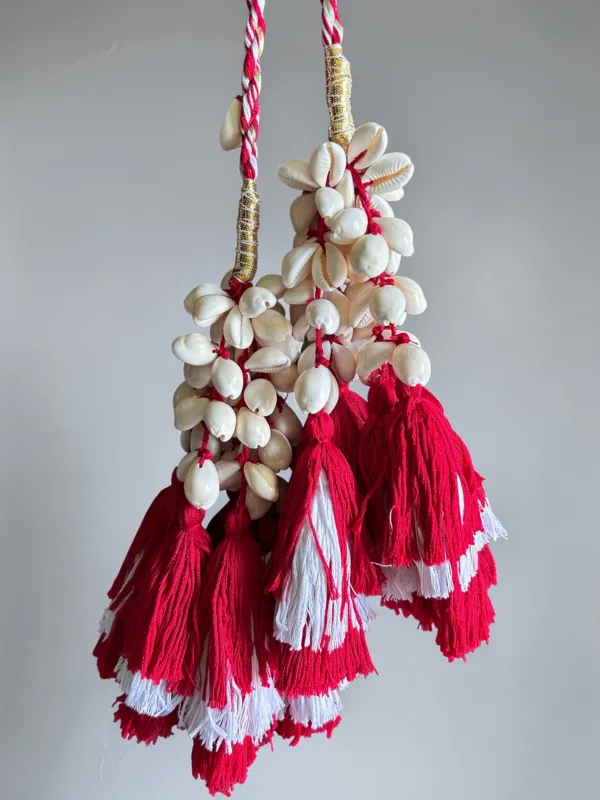 Red White Shell Parandi