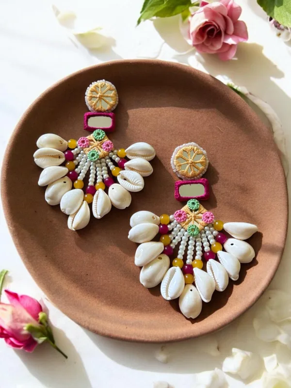 Boho Chic Shell Dangler Earrings