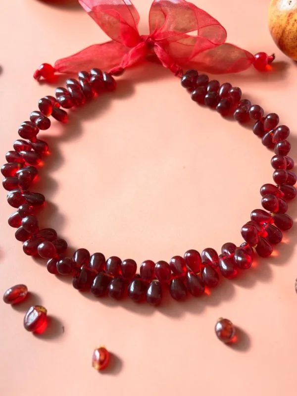 Glass Pomegranate Seeds Choker